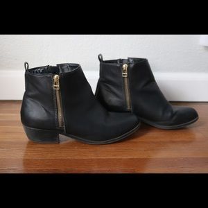Steve Madden Black Faux Leather Booties